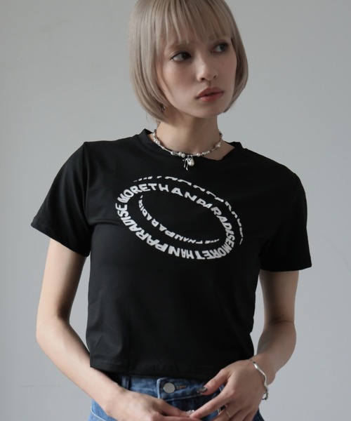 Ulysses(ユリシス)の「ロゴプリントクロップドTシャツ(Tシャツ/カットソー・レディース・ブラック/ホワイト・F)」の6枚目の写真