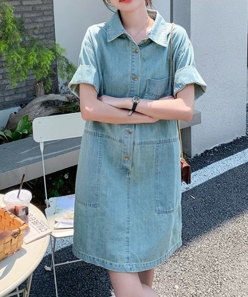 FAVORITO(ファヴォリート)の「ショートデニムワンピース(ワンピース・レディース・ダークブルー/ライトブルー・XL/L/M/S)」の6枚目の写真