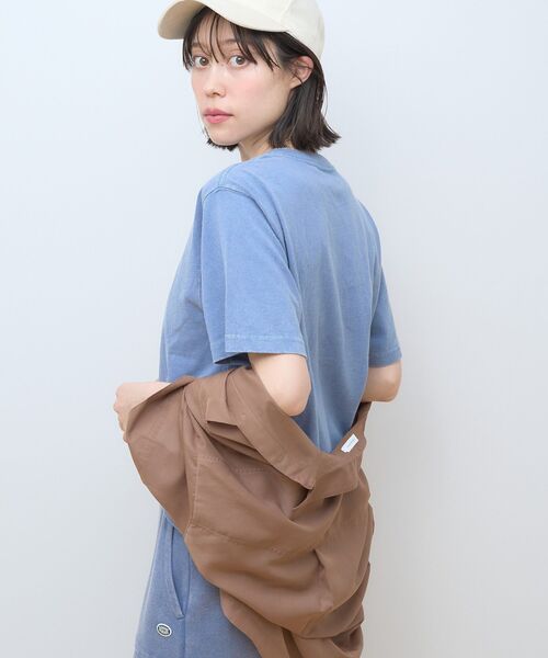 DISCUS(ディスカス)の「Discus パウダーブリーチ加工Tシャツ(Tシャツ/カットソー・レディース・その他6/アイボリー/チャコールグレー/ブルー/ピンク・FREE)」の13枚目の写真