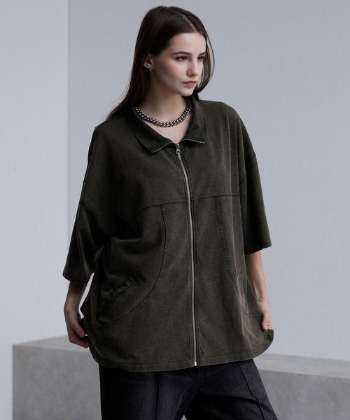 cussil(クシル)の「【cussil/クシル】硫化染めフェード加工 切り替えデザインフルジップ半袖Tシャツ(Tシャツ/カットソー・メンズ・ブルー/チャコールグレー/ブラウン/レッド・L/M/S)」の2枚目の写真