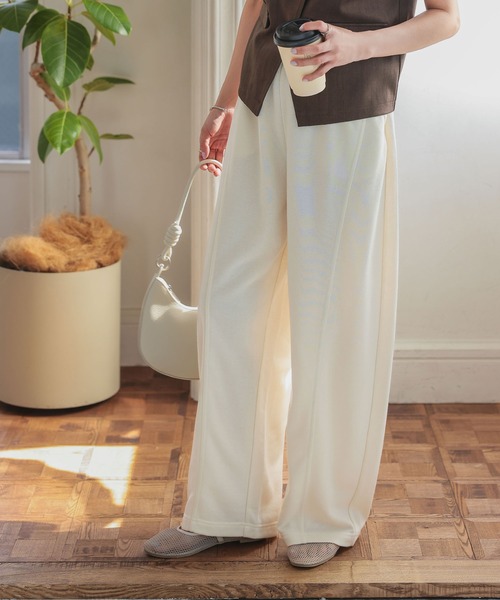 KOBE LETTUCE（コウベレタス）の「スウェット素材ワイドカーブパンツ（スウェットパンツ・レディース・アイボリー/ブラック/グレー/ネイビー/チャコール・M/M-Short/PM）」の14枚目の写真