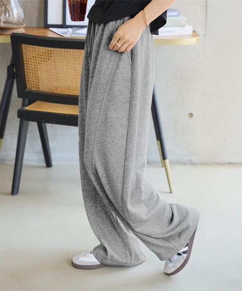 KOBE LETTUCE（コウベレタス）の「スウェット素材ワイドカーブパンツ（スウェットパンツ・レディース・アイボリー/ブラック/グレー/ネイビー/チャコール・M/M-Short/PM）」の10枚目の写真