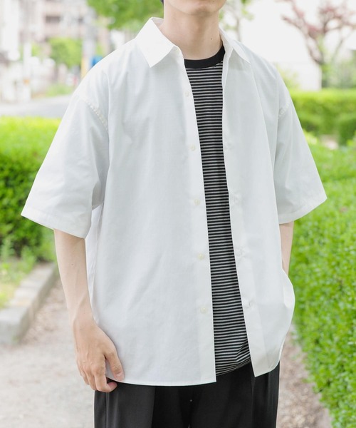 ITEMS URBANRESEARCH(アイテムズ アーバンリサーチ)の「抗菌防臭ブロードショートスリーブシャツ(シャツ/ブラウス・メンズ・ホワイト/ブルー系その他/ネイビー・MEDIUM/LARGE)」の2枚目の写真