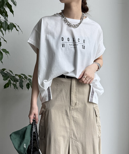 未使用DouDouドゥドゥフレアスリーブカットソー 未使用DouDouドゥドゥフレアスリーブカットソー 袖シアーリブTEE