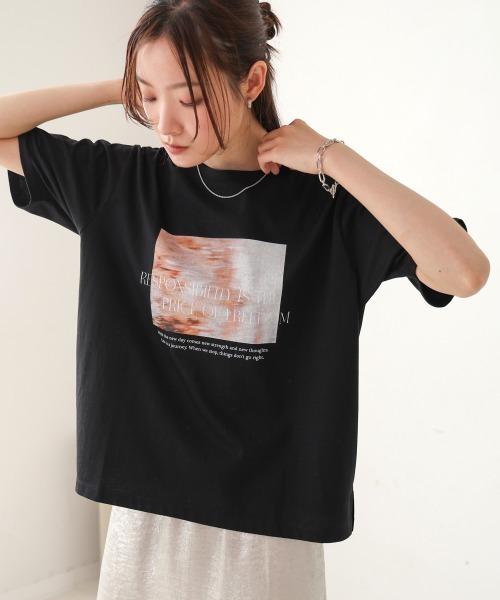 Bab（バブ）の「インクジェットプリント半袖Tシャツ（Tシャツ/カットソー・レディース・ブラック/オフホワイト・M）」の6枚目の写真