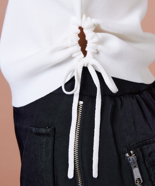 DOUBLE STANDARD CLOTHING(ダブルスタンダードクロージング)の「ドローストリング ニットトップス(ニット/セーター・レディース・オフホワイト/ブラック・FREE)」の13枚目の写真