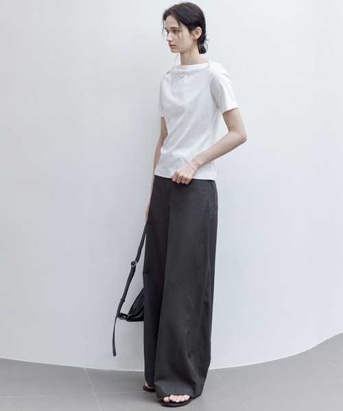 tageechita（タジチタ）の「【tageechita】スーピマコットン ボートネックTシャツ（Tシャツ/カットソー・レディース・ブラック/ホワイト・S/M/L）」の9枚目の写真