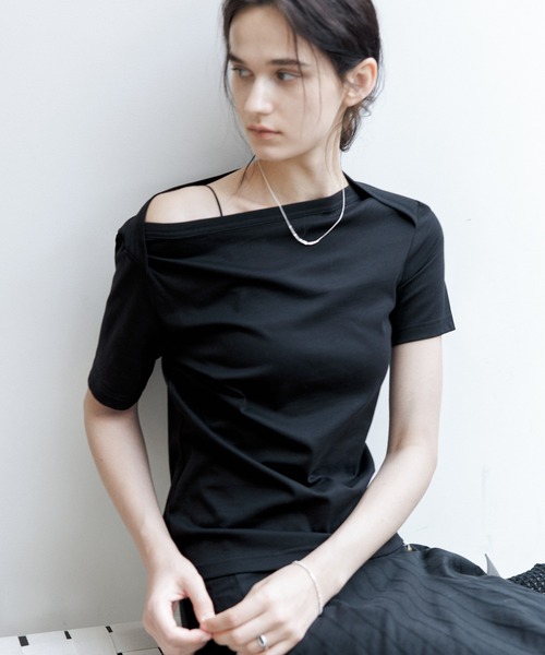 tageechita（タジチタ）の「【tageechita】スーピマコットン ボートネックTシャツ（Tシャツ/カットソー・レディース・ブラック/ホワイト・S/M/L）」の4枚目の写真