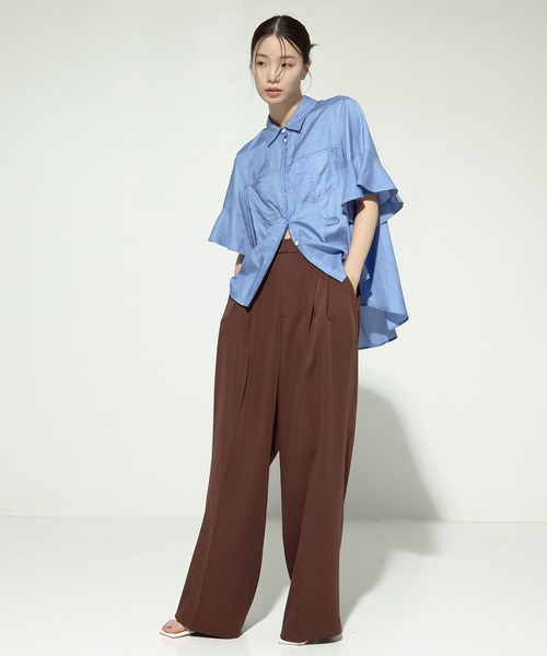 STUDIOUS（ステュディオス）の「【STUDIOUS/ステュディオス】Hem Flare 2way Blouse/ヘムフレアブラウス（シャツ/ブラウス・レディース・ホワイト/ブラック/サックスブルー・FREE）」の14枚目の写真