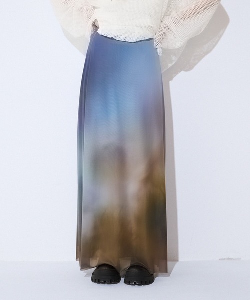 JEANASIS(ジーナシス)の「グラフィックシアースカート/577481(スカート・レディース・ブラック/パープル系その他/ブルー系その他・FREE)」の3枚目の写真