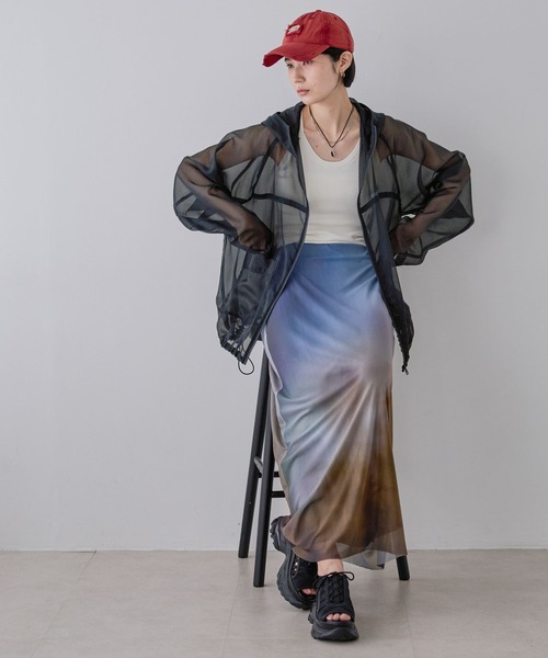 JEANASIS(ジーナシス)の「グラフィックシアースカート/577481(スカート・レディース・ブラック/パープル系その他/ブルー系その他・FREE)」の20枚目の写真