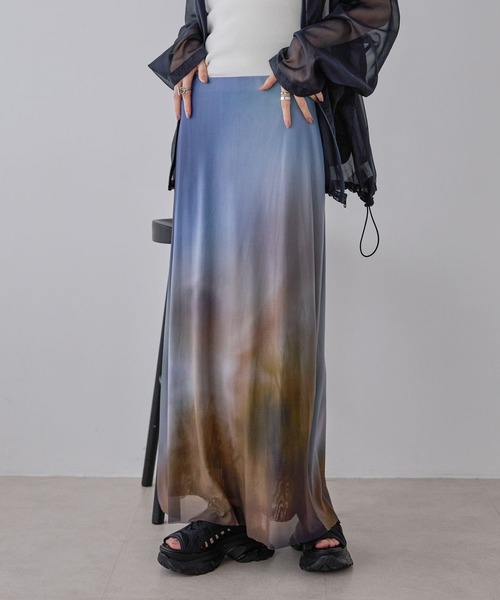 JEANASIS(ジーナシス)の「グラフィックシアースカート/577481(スカート・レディース・ブラック/パープル系その他/ブルー系その他・FREE)」の21枚目の写真