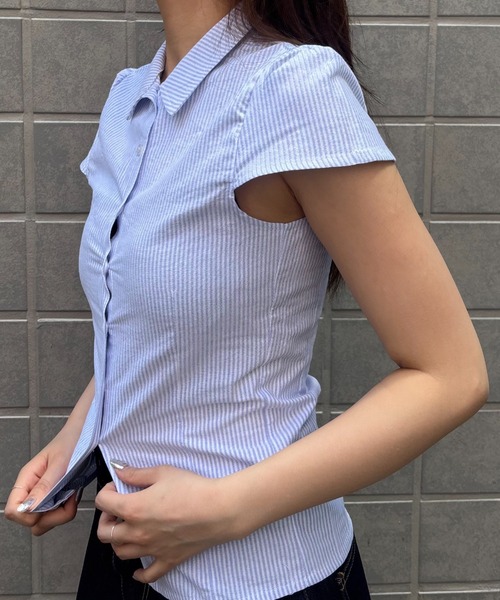 Bargiee（バージー）の「【ZOZO限定】シンプル ストライプ ハーフ 美シルエット ブラウス（シャツ/ブラウス・レディース・ライトブルー・FREE）」の2枚目の写真