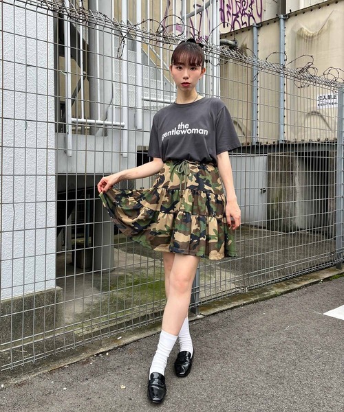 Narcissus(ナルシス)の「ロゴプリントカラーTシャツ(Tシャツ/カットソー・レディース・グリーン/チャコール・FREE)」の16枚目の写真