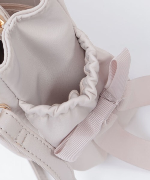 axes femme（アクシーズファム）の「リボン撥水ナイロンポシェット（ショルダーバッグ・レディース・グレイッシュベージュ/ネイビー・FREE）」の11枚目の写真