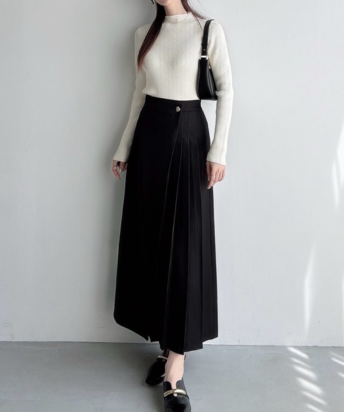 Meiru（メイル）の「プリーツラップミディアムスカート（スカート・レディース・ブラック/アイボリー/チャコール・MEDIUM/LARGE/SMALL）」の10枚目の写真