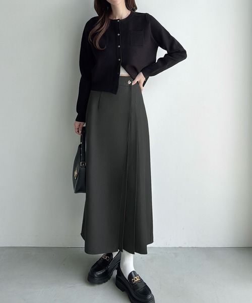 Meiru（メイル）の「プリーツラップミディアムスカート（スカート・レディース・ブラック/アイボリー/チャコール・MEDIUM/LARGE/SMALL）」の20枚目の写真