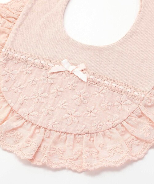 SLAP SLIP BABY(スラップスリップベビー)の「縁レースはしごレースリボンスタイベビー(スタイ/よだれかけ・キッズ・ホワイト/ピンク・FREE)」の10枚目の写真