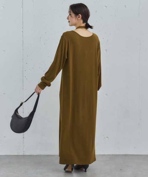 Doux archives(ドゥアルシーヴ)の「2WAYヘンリーネックリブワンピース(ワンピース・レディース・アイボリー/カーキ/チャコールグレー・38)」の7枚目の写真