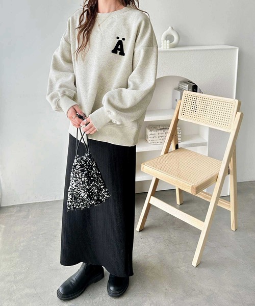 GeeRA（ジーラ）の「サガラ刺繍オーバーサイズ裏起毛スウェット（スウェット・レディース・オートミール/杢グレー/ブラック・MEDIUM/LARGE/X-LARGE）」の19枚目の写真