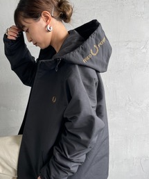 FRED PERRY（フレッドペリー）の「【WEB先行予約】[FRED PERRY/フレッドペリー] 別注 パデッド フードシェルジャケット（ブルゾン・レディース）」