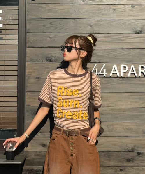 INTER FACTORY（インターファクトリー）の「SARA - ボーダーT（Tシャツ/カットソー・レディース・ブラウン/ブラック・FREE）」の7枚目の写真