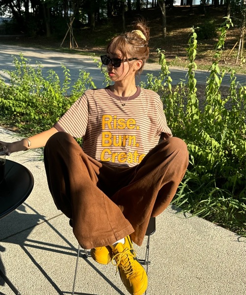 INTER FACTORY（インターファクトリー）の「SARA - ボーダーT（Tシャツ/カットソー・レディース・ブラウン/ブラック・FREE）」の4枚目の写真