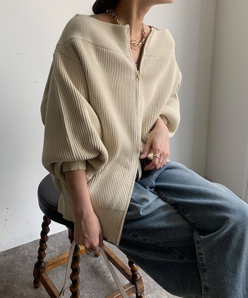 DouDou（ドゥドゥ）の「フロントジップニット（ニット/セーター・レディース・モカ/チャコールグレー/ブラック/アイボリー・FREE）」の2枚目の写真