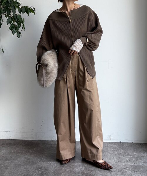 DouDou（ドゥドゥ）の「フロントジップニット（ニット/セーター・レディース・モカ/チャコールグレー/ブラック/アイボリー・FREE）」の8枚目の写真