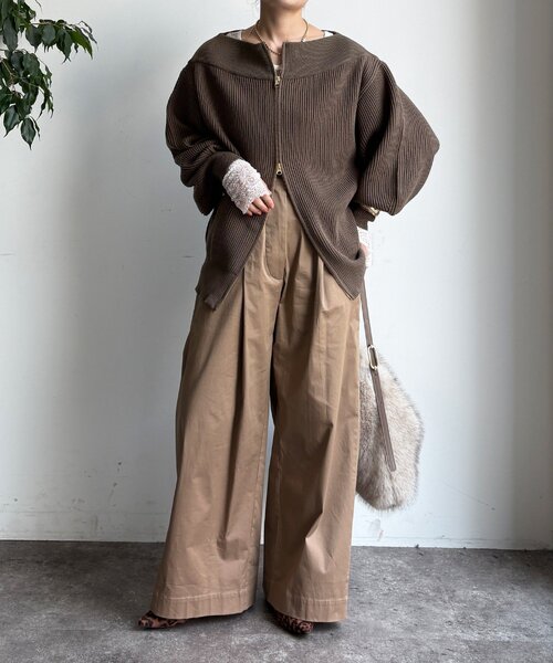 DouDou（ドゥドゥ）の「フロントジップニット（ニット/セーター・レディース・モカ/チャコールグレー/ブラック/アイボリー・FREE）」の9枚目の写真