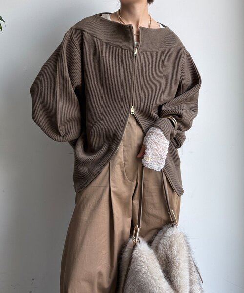 DouDou（ドゥドゥ）の「フロントジップニット（ニット/セーター・レディース・モカ/チャコールグレー/ブラック/アイボリー・FREE）」の12枚目の写真