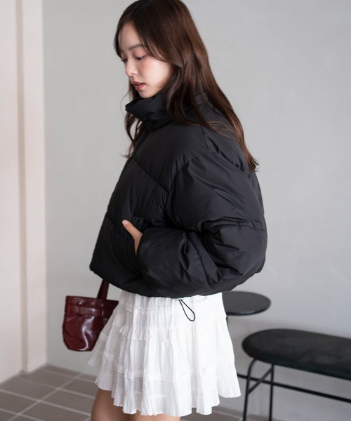 WEGO（ウィゴー）の「WEGO/【25年秋冬新作】2WAYファーフード 中綿ショートブルゾン（ダウンジャケット/コート・レディース・ブラック/ブラウン/ホワイト・SMALL/MEDIUM）」の13枚目の写真