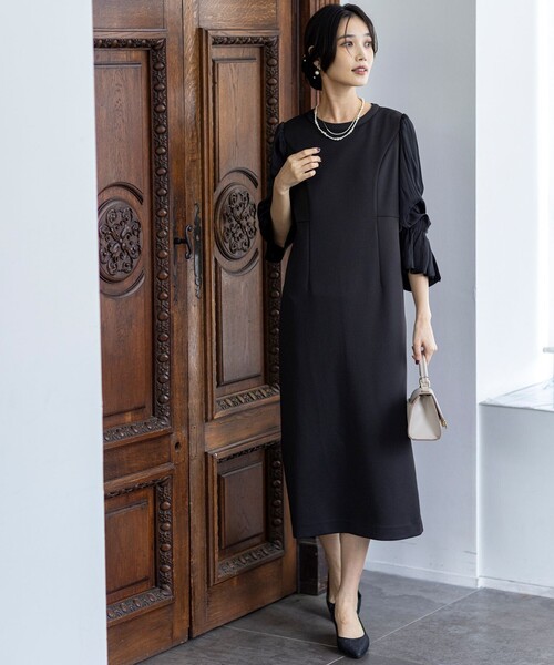 ANY SIS(エニィスィス)の「ベルスリーブナロー ドレス(ドレス・レディース・グレー系/ブラック系・LARGE/MEDIUM/SMALL)」の5枚目の写真