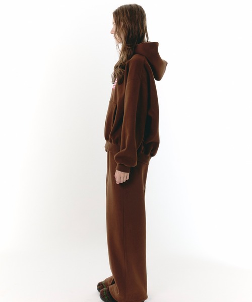 BENUA ベヌア　パーカー　スウェットパンツ　セットアップ　２点 BENUA（ベヌア）の「sweatpants/スウェットパンツ（スウェットパンツ