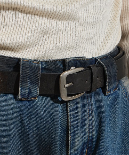 Chick(チック)の「Original Design Studded Faux Leather Belt / デザインスタッズ フェイクレザー ベルト(ベルト・レディース・ブラック・FREE)」の7枚目の写真