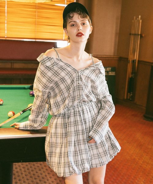 REDYAZEL(レディアゼル)の「マルチWAYチェックブラウス×バルーンスカートセットアップ(セットアップ・レディース・ホワイト系その他/ベージュ系その他/ブルー系その他・FREE)」の2枚目の写真