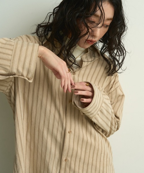Lutim by u(ルチバイユー)の「Ethical suede over shirt / エシカルスエードオーバーシャツ(シャツ/ブラウス・レディース・ベージュ/ブラウン/ブルー・FREE)」の2枚目の写真