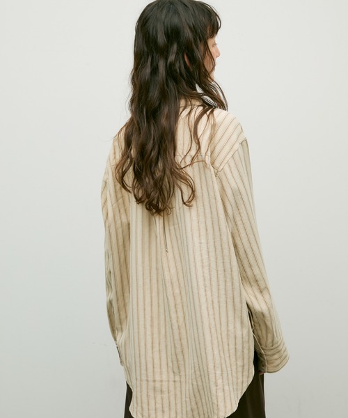 Lutim by u(ルチバイユー)の「Ethical suede over shirt / エシカルスエードオーバーシャツ(シャツ/ブラウス・レディース・ベージュ/ブラウン/ブルー・FREE)」の8枚目の写真