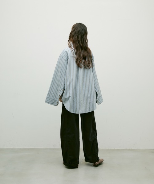 Lutim by u(ルチバイユー)の「Ethical suede over shirt / エシカルスエードオーバーシャツ(シャツ/ブラウス・レディース・ベージュ/ブラウン/ブルー・FREE)」の18枚目の写真