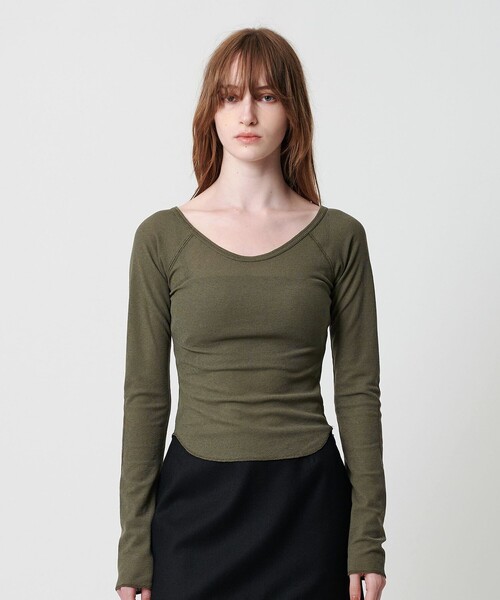 ATTISESSION（アティセッション）の「＜ATTISESSION＞ワッフル ローカットネック トップス（Tシャツ/カットソー・レディース・オリーブ/ブラック/レッド・FREE）」の2枚目の写真