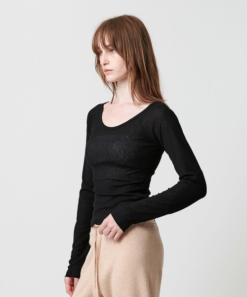 ATTISESSION（アティセッション）の「＜ATTISESSION＞ワッフル ローカットネック トップス（Tシャツ/カットソー・レディース・オリーブ/ブラック/レッド・FREE）」の4枚目の写真