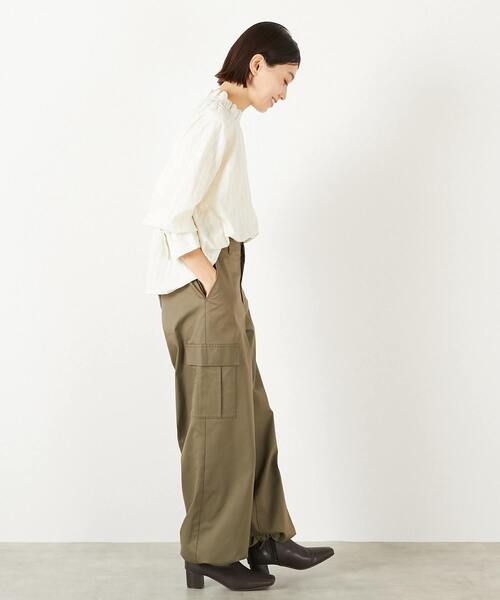 MELROSE claire（メルローズ クレール）の「【シャドーギンガムサッカースタンドフリルブラウス】（シャツ/ブラウス・レディース・アイボリー/ブラック/キャメル・FREE）」の8枚目の写真