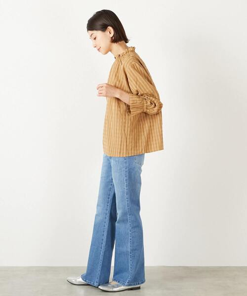 MELROSE claire（メルローズ クレール）の「【シャドーギンガムサッカースタンドフリルブラウス】（シャツ/ブラウス・レディース・アイボリー/ブラック/キャメル・FREE）」の15枚目の写真