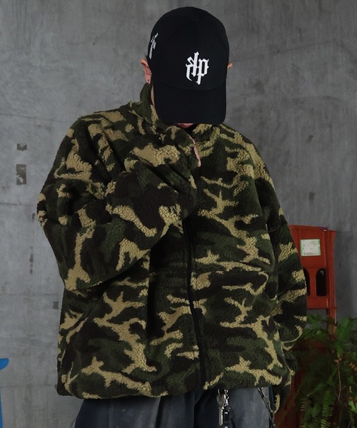 ILL'S(イルズ)の「2WAY リバーシブル ナイロン ドローコード ボアブルゾン メンズ レディース ユニセックス(ブルゾン・メンズ・ブラック/ブラック系その他/グレー/ネイビー・M/L)」の7枚目の写真