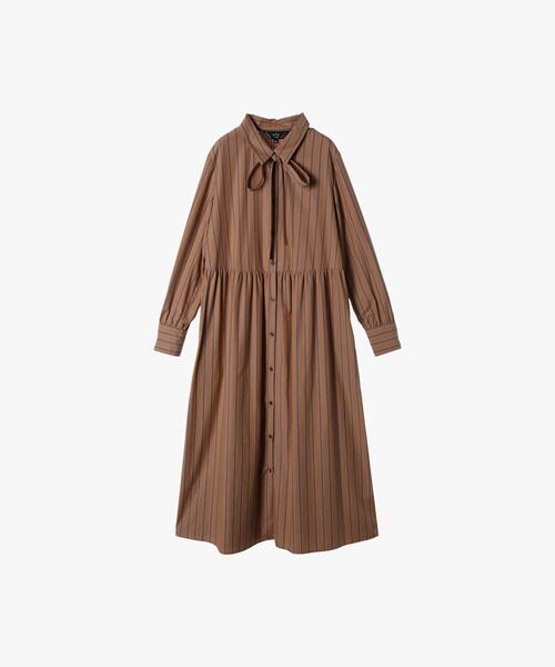 To b. by agnes b.（トゥービーバイアニエスベー）の「ストライプ コットン シャツワンピース（シャツワンピース・レディース・ベージュ・40/36/38）」の2枚目の写真