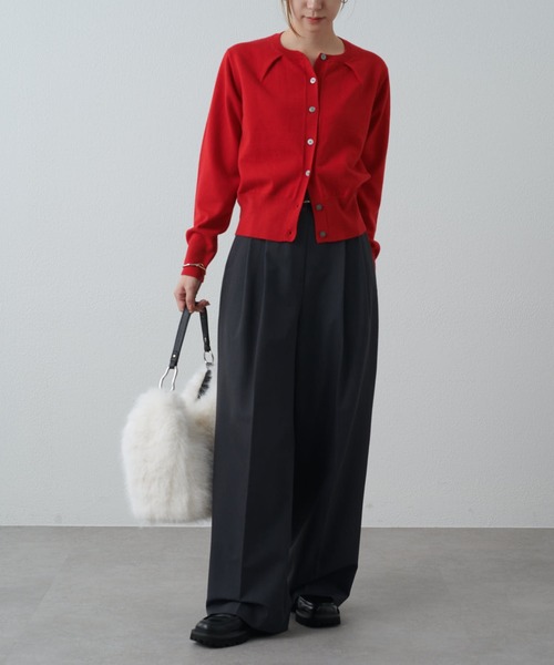 Lui's(ルイス)の「襟タックデザインウール混カーディガン(カーディガン/ボレロ・レディース・レッド/ブラック/グレー・FREE)」の13枚目の写真