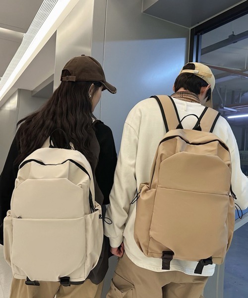 Miniministore(ミニミニストア)の「リュックサック ユニセックス 大容量A4(バックパック/リュック・レディース・ブラック/ベージュ/アイボリー・FREE)」の12枚目の写真