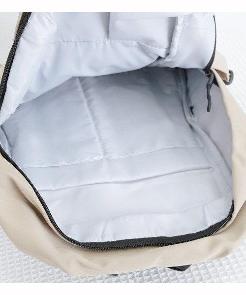Miniministore(ミニミニストア)の「リュックサック ユニセックス 大容量A4(バックパック/リュック・レディース・ブラック/ベージュ/アイボリー・FREE)」の15枚目の写真