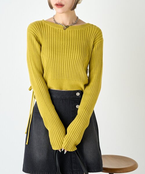 w closet（ダブルクローゼット）の「ドロストショートニット（ニット/セーター・レディース・ブルー/アイボリー/グリーン/レッド/イエロー/ネイビー・FREE）」の2枚目の写真