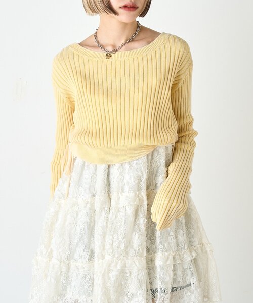 w closet（ダブルクローゼット）の「ドロストショートニット（ニット/セーター・レディース・ブルー/アイボリー/グリーン/レッド/イエロー/ネイビー・FREE）」の7枚目の写真